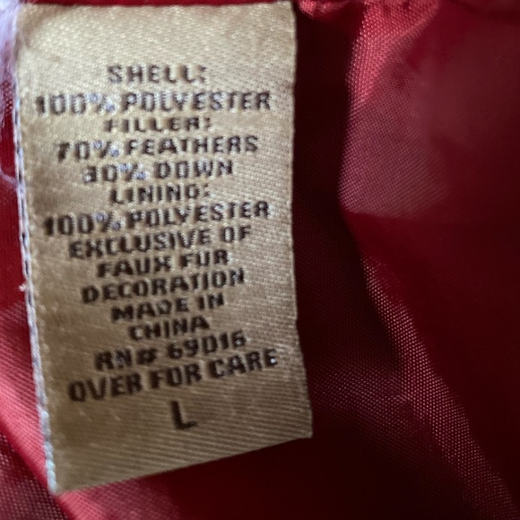 Ruff Hewn puffer feather/down filled coat with hood. Size large. - Picture 9 of 15